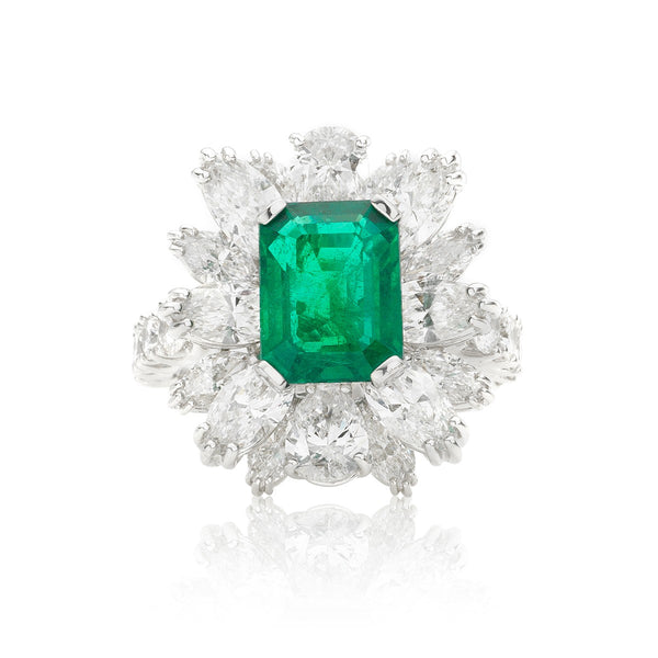 Emerald and diamond cluster ring from NOA Icons